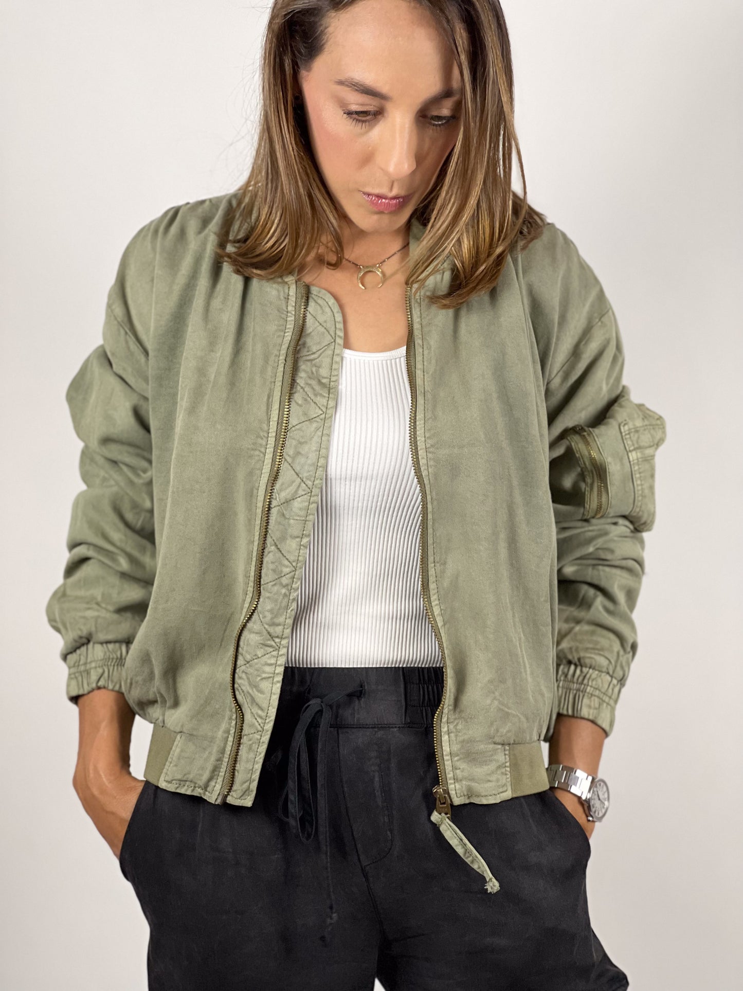 GREEN BOMBER