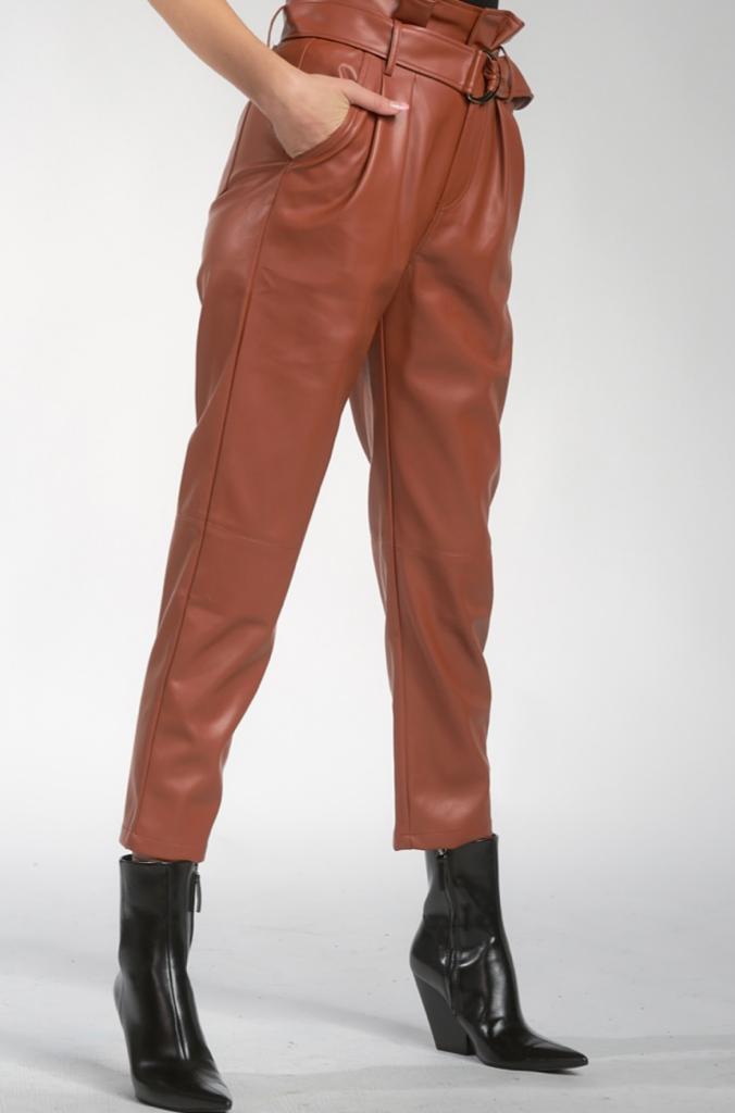 LEATHER PANTS WITH BELT
